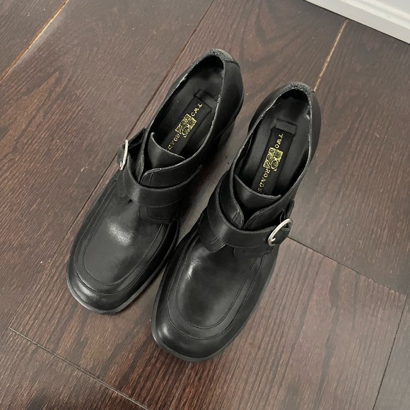 TWO ROADS Ankle Block Heels - Picture 3 of 6